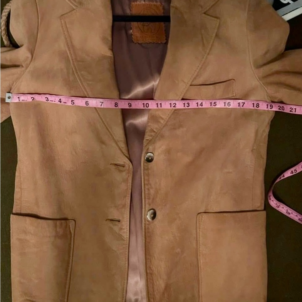 Classic Tan Leather Blazer - Picture 5 of 6